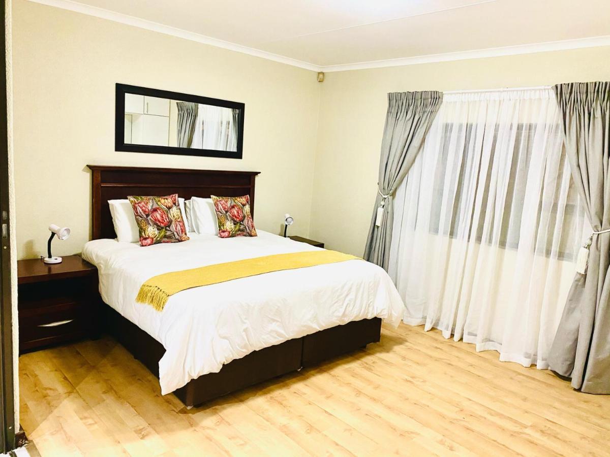 C&C Hotel Vibes Randpark Ridge Jhb 14 Units Available Randburg Bagian luar foto