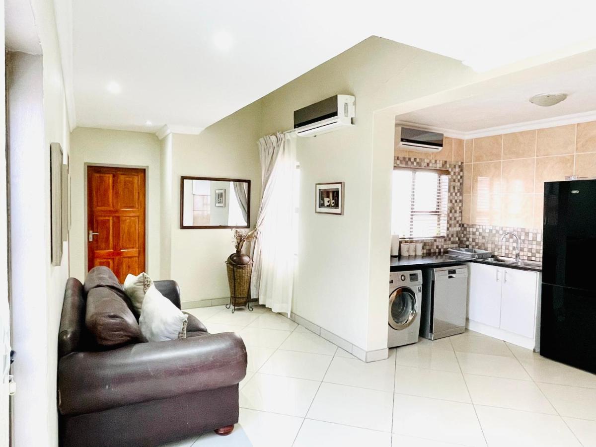 C&C Hotel Vibes Randpark Ridge Jhb 14 Units Available Randburg Bagian luar foto